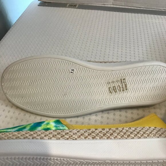 SHOE REPUBIC LA PRESLEY WOMENS SLIDES SIZE 7.5 NWB - Picture 7 of 9